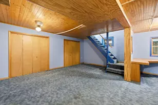 37 N Hill St, Fountain City, WI 54629 - Photo 15