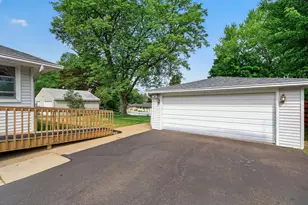 1225 Skillman Ave E, Maplewood, MN 55109 - Photo 25
