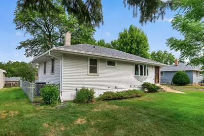 1225 Skillman Avenue E, Maplewood, MN 55109 - Photo 3