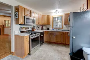 116 Pine St, Glenwood City, WI 54013 - Photo 13