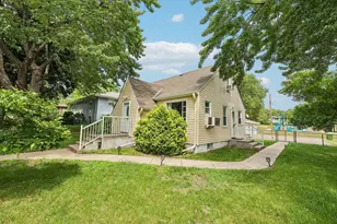 5323 4th St NE, Fridley, MN 55421 - Photo 3