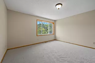 8797 Branson Dr, Inver Grove Heights, MN 55076 - Photo 11
