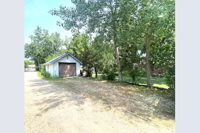 640 11th Street, Windom, MN 56101 - Photo 17