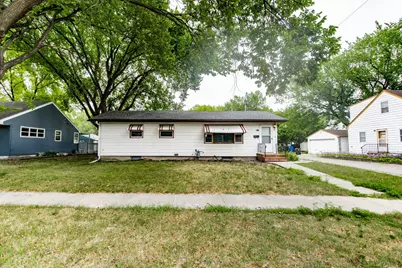1011 College Street N, Fargo, ND 58102 - Photo 1