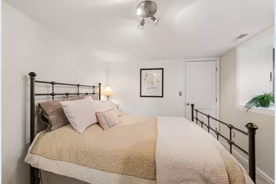 2410 35th Avenue S, Minneapolis, MN 55406 - Photo 49