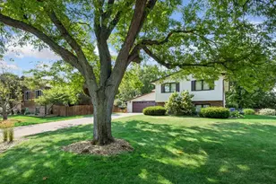 10342 Rhode Island Cir, Bloomington, MN 55438 - Photo 1