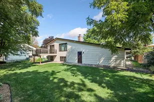 10342 Rhode Island Cir, Bloomington, MN 55438 - Photo 23