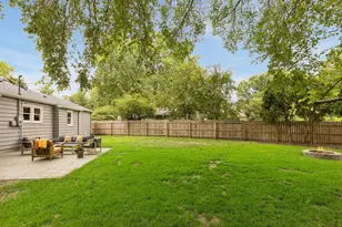 2513 Zenith Ave N, Golden Valley, MN 55422 - Photo 31