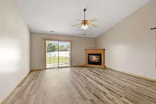 535 Meadows Dr, Hammond, WI 54015 - Photo 9