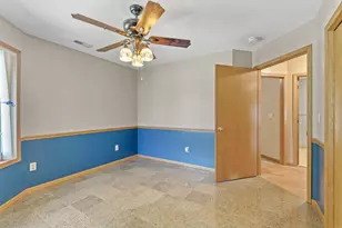 535 Meadows Dr, Hammond, WI 54015 - Photo 17
