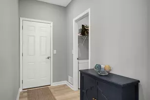 870 Spancil Hl Dr, Woodbury, MN 55129 - Photo 23