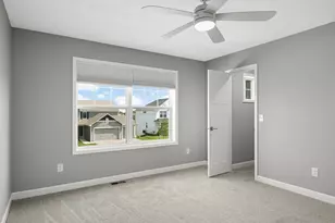 870 Spancil Hl Dr, Woodbury, MN 55129 - Photo 29