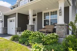 870 Spancil Hl Dr, Woodbury, MN 55129 - Photo 3