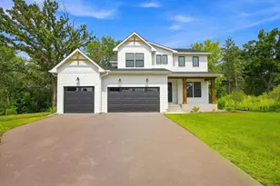 2415 Laurie Ct, Roseville, MN 55113 - Photo 1