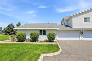 11102 Drake St NW, Coon Rapids, MN 55433 - Photo 5