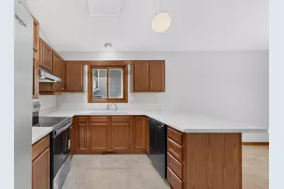 2818 26th Street NW, Rochester, MN 55901 - Photo 13