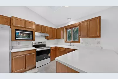 2818 26th Street NW, Rochester, MN 55901 - Photo 11