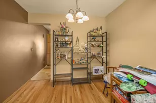 2281 Pond Ave E, Maplewood, MN 55119 - Photo 11
