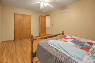 2281 Pond Ave E, Maplewood, MN 55119 - Photo 19