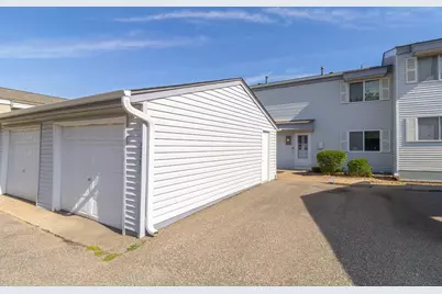 2281 Pond Avenue E #10, Maplewood, MN 55119 - Photo 1
