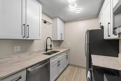 1225 Lasalle Avenue #1502, Minneapolis, MN 55403 - Photo 15