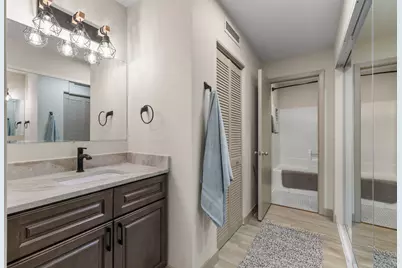 1225 Lasalle Avenue #1502, Minneapolis, MN 55403 - Photo 25