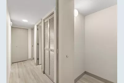 1225 Lasalle Avenue #1502, Minneapolis, MN 55403 - Photo 9