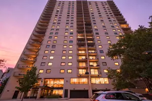 1225 Lasalle Ave, Minneapolis, MN 55403 - Photo 1