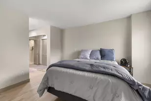 1225 Lasalle Ave, Minneapolis, MN 55403 - Photo 19