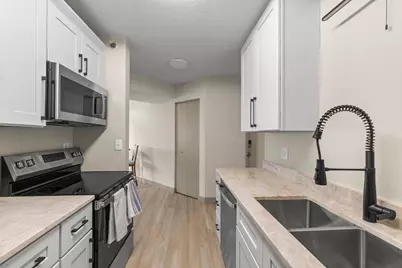 1225 Lasalle Avenue #1502, Minneapolis, MN 55403 - Photo 7
