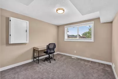 7810 Idaho Lane N, Brooklyn Park, MN 55445 - Photo 15