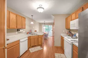 1056 Lovell Ave W, Roseville, MN 55113 - Photo 15
