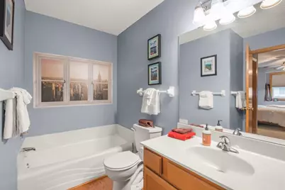 1056 Lovell Avenue W, Roseville, MN 55113 - Photo 15