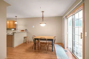 1056 Lovell Ave W, Roseville, MN 55113 - Photo 17