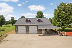 423 Doppy Ln, Le Sueur, MN 56058 - Photo 7