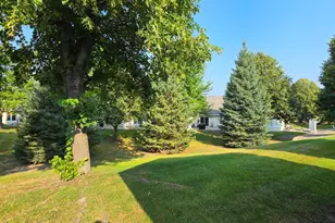14406 Edgewood Ave, Savage, MN 55378 - Photo 19