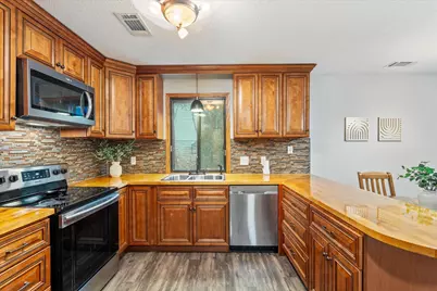 100 South Drive #A, Circle Pines, MN 55014 - Photo 7