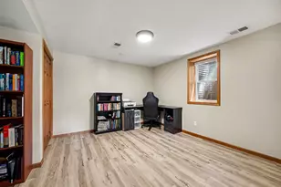 2430 Larpenteur Ave E, Maplewood, MN 55109 - Photo 33