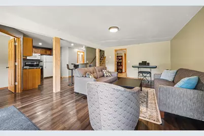 2430 Larpenteur Avenue E, Maplewood, MN 55109 - Photo 31