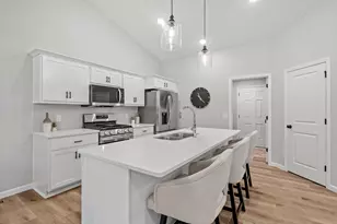 1014 2nd St NW, Delano, MN 55328 - Photo 9