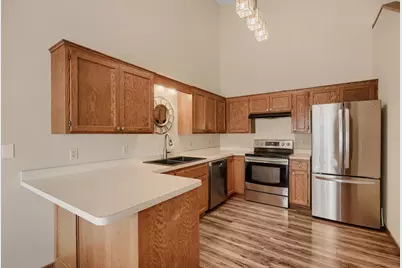 14809 Endicott Way, Apple Valley, MN 55124 - Photo 5