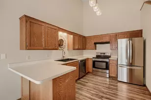 14809 Endicott Way, Apple Valley, MN 55124 - Photo 5