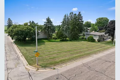 418 Monroe Street E, Caledonia, MN 55921 - Photo 1