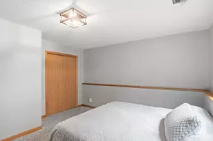 14806 Hallmark Dr, Apple Valley, MN 55124 - Photo 29