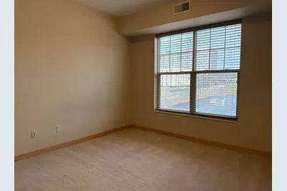 2900 University Ave Southeast #402, Minneapolis, MN 55414 - Photo 23