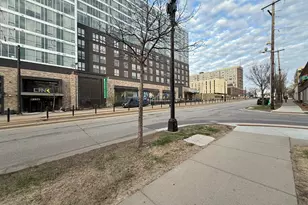2900 University Ave SE, Minneapolis, MN 55414 - Photo 3