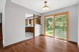 1277 Imperial Ln, New Brighton, MN 55112 - Photo 7