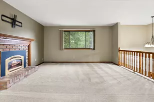 566 Donegal Cir, Shoreview, MN 55126 - Photo 11