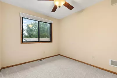 566 Donegal Circle, Shoreview, MN 55126 - Photo 23