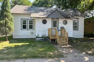 403 S 3rd St, Princeton, MN 55371 - Photo 1
